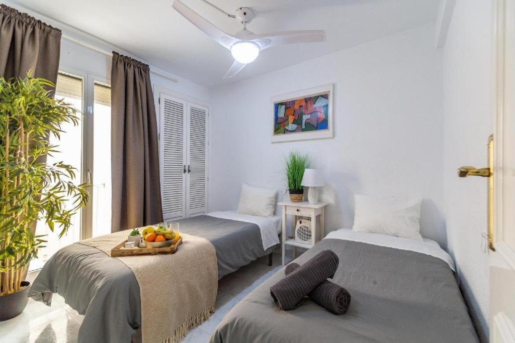 Seaside Boutique Apartment Фуэнхирола Экстерьер фото