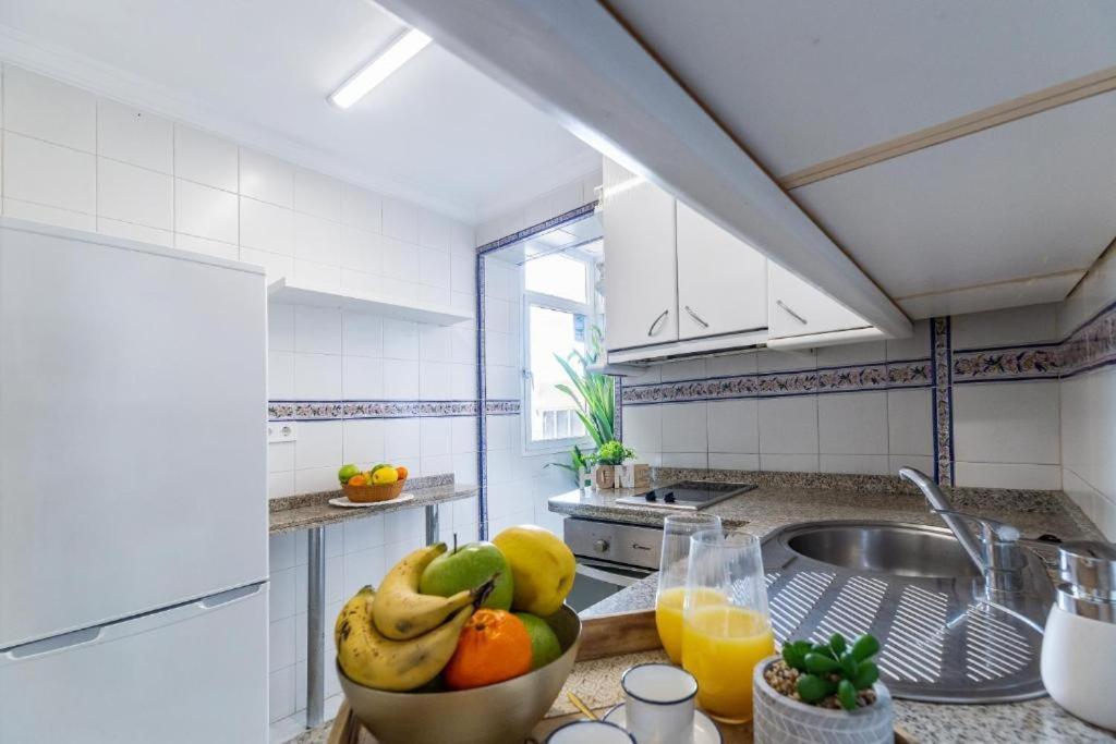 Seaside Boutique Apartment Фуэнхирола Экстерьер фото