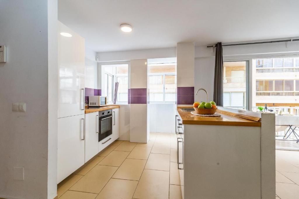 Seaside Boutique Apartment Фуэнхирола Экстерьер фото