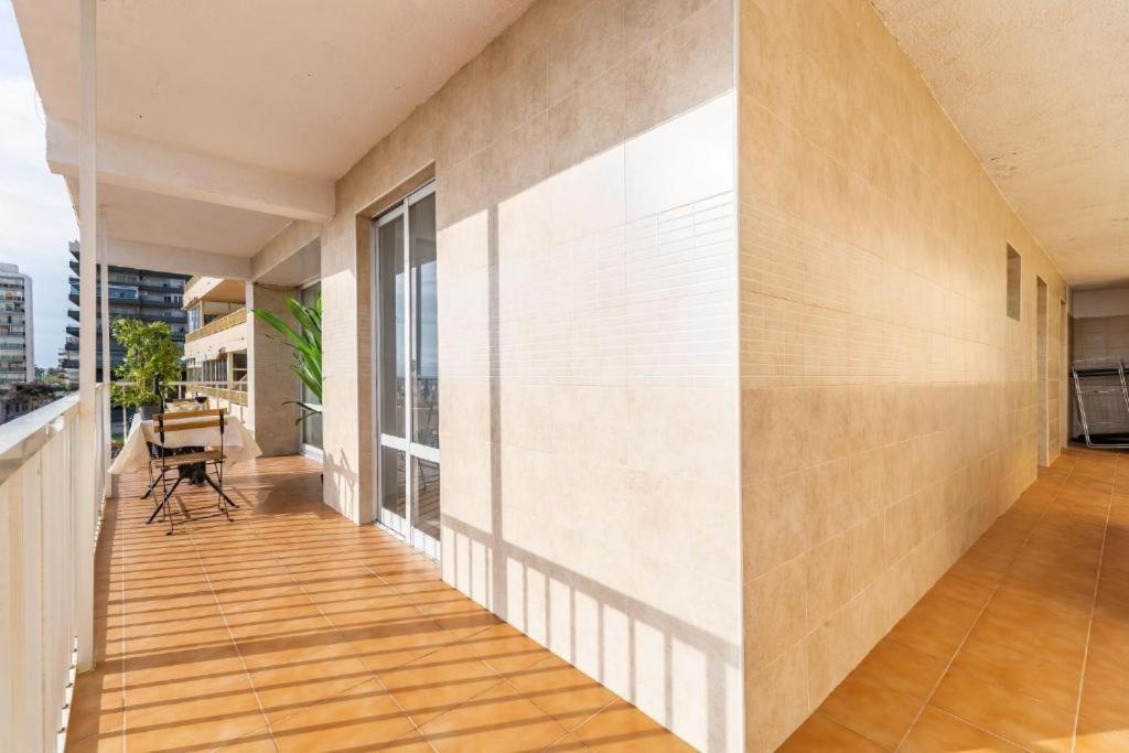 Seaside Boutique Apartment Фуэнхирола Экстерьер фото