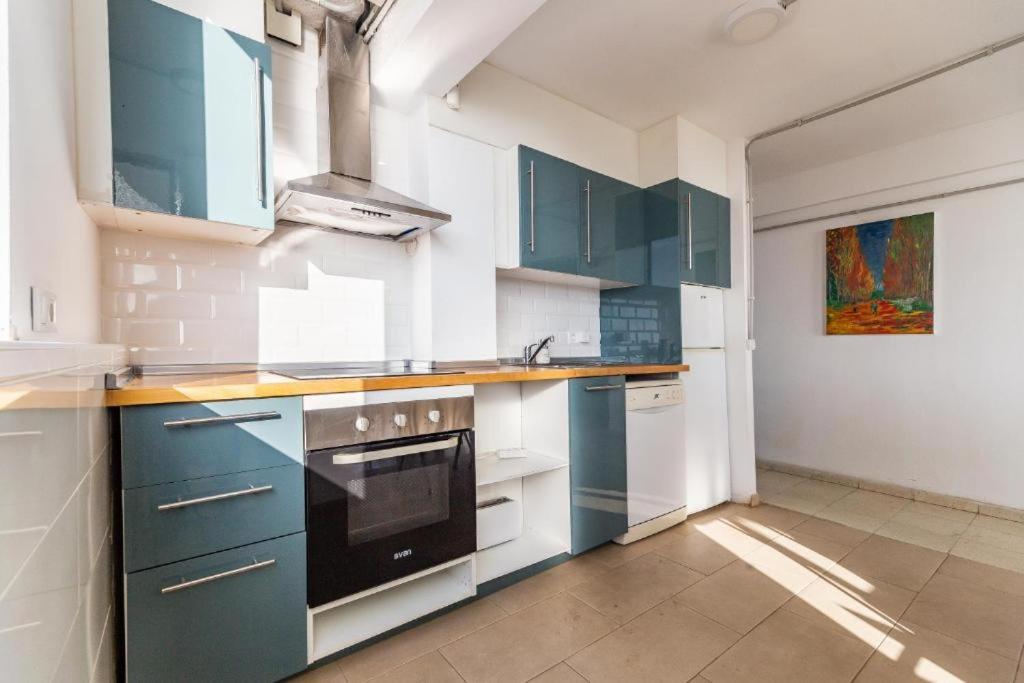 Seaside Boutique Apartment Фуэнхирола Экстерьер фото
