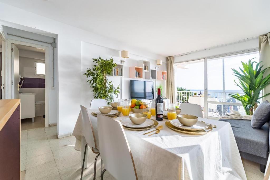 Seaside Boutique Apartment Фуэнхирола Экстерьер фото
